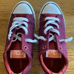 Converse all star kids